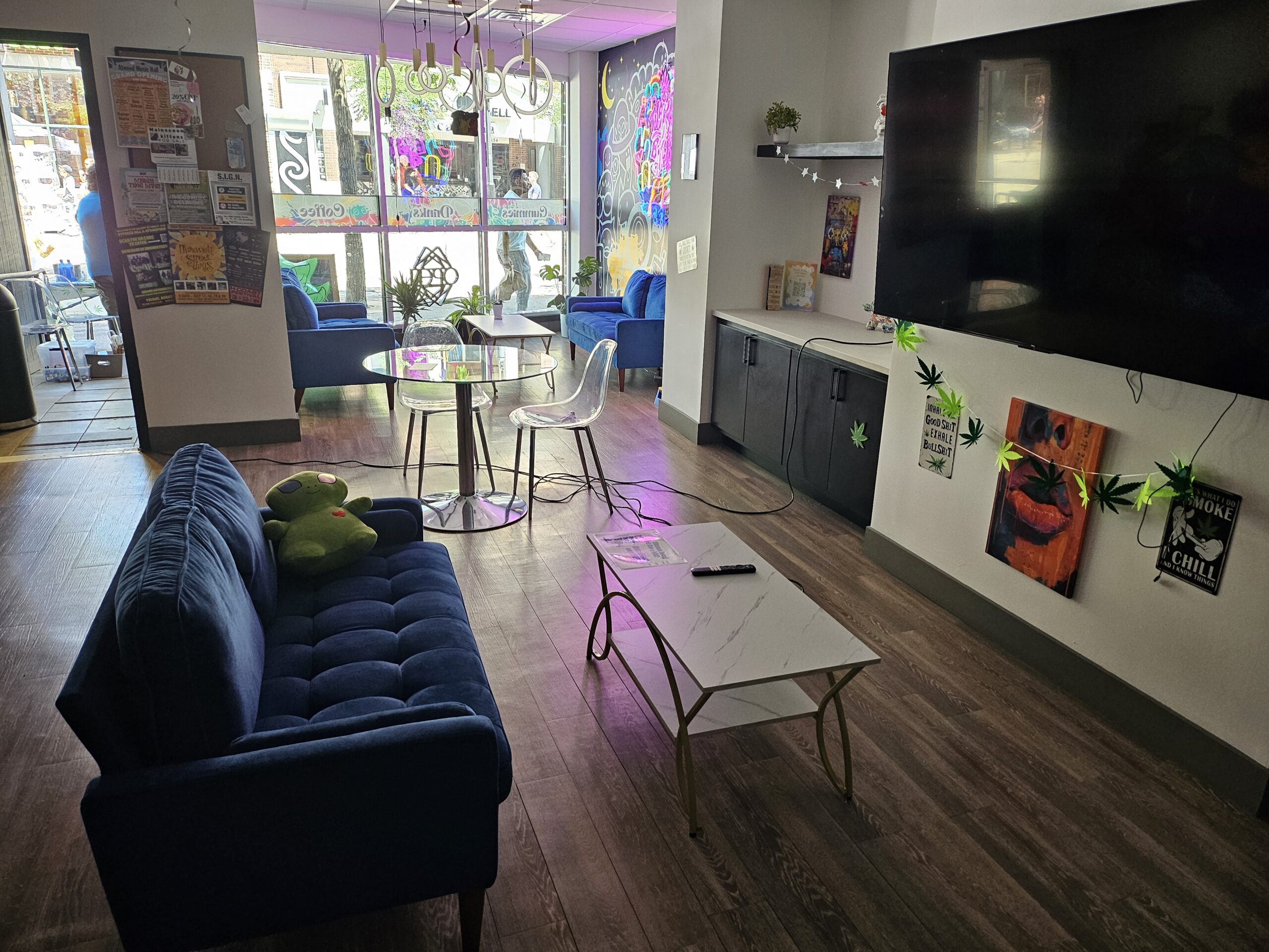 Inside Wake-N-Bakery Chicago cannabis coffee shop